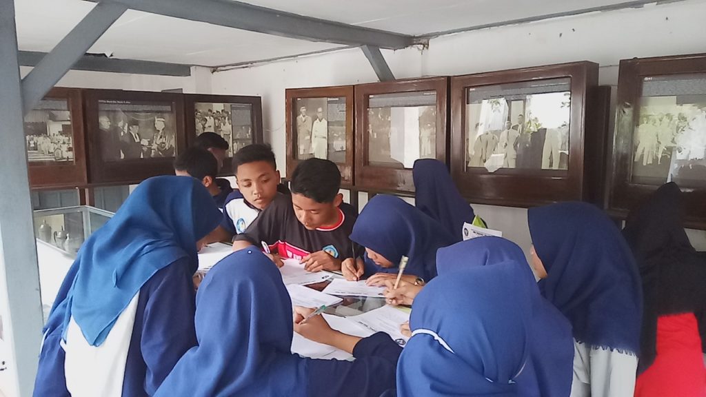 Pesan Bermakna MPLS Blitar 3