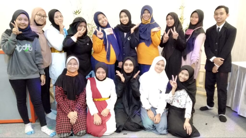 ECC Tetap Juara II Poetry Reading Competition meski Pandemi 2