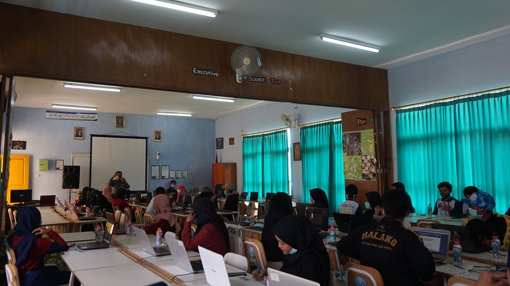 Capai Angka Bombastis, Peserta Tes PPDB Serbu SMANAS 2