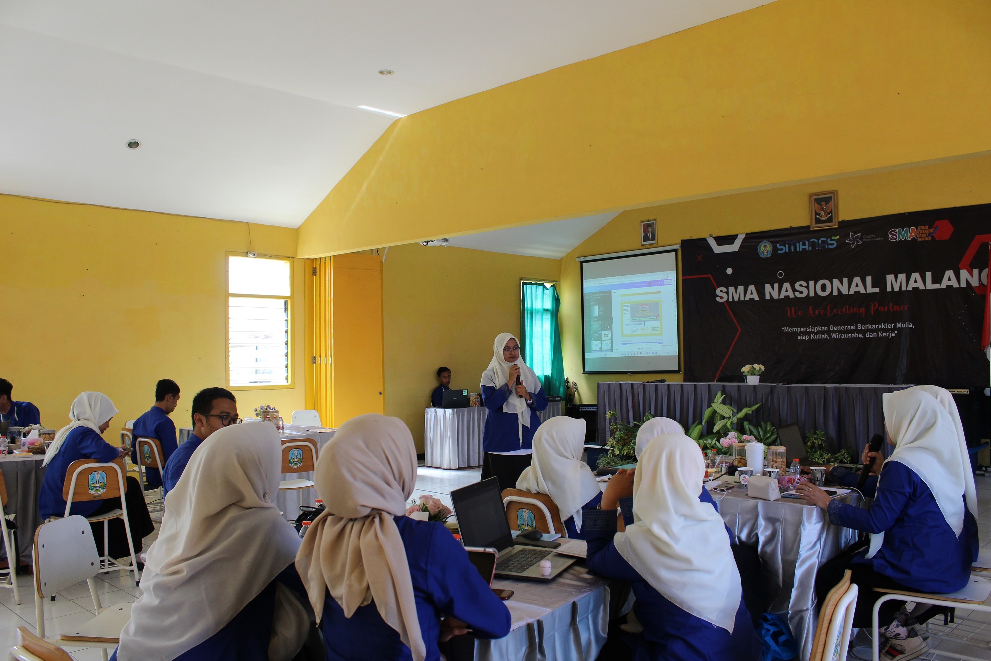 Silaturrahmi Merdeka Mengajar, SMANAS Gelar Workshop IKM Dan Penguatan ...